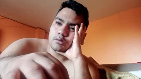 Snapshot of pichulonrenzo chatting on 10.21.25 PICHULAMOJADA online show from 10.21.25