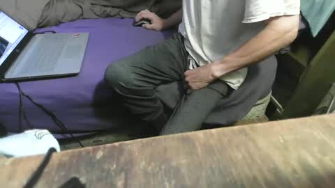 Snapshot of pickle996 chatting on 10.13.25 pickle996 online show from 10.13.25