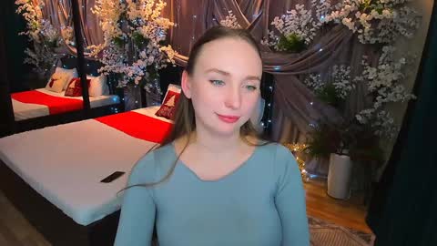 Emelie online show from 01.11.25