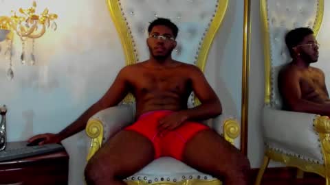 Snapshot of pierovinum chatting on 02.28.25 Piero online show from 02.28.25