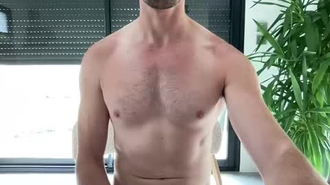 pierre81000 online show from 04.20.26