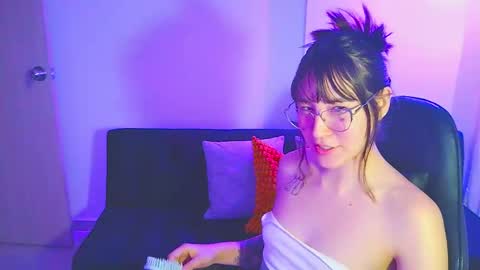 Snapshot of pifex chatting on 02.17.26 GAMER COUPLE online show from 02.17.26