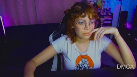 Snapshot of piixiie_d_oll chatting on 07.11.26 Andrea G online show from 07.11.26