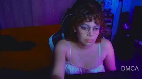Snapshot of piixiie_d_oll chatting on 07.16.26 Andrea G online show from 07.16.26