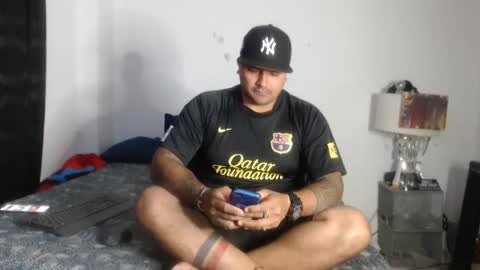 pikoro_gomez online show from 02.16.25