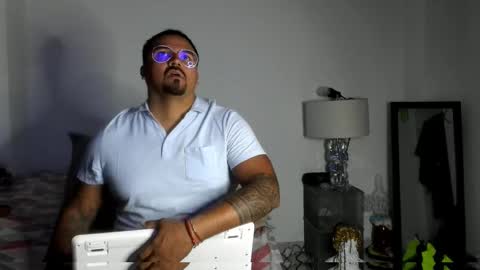 pikoro_gomez online show from 10.11.25