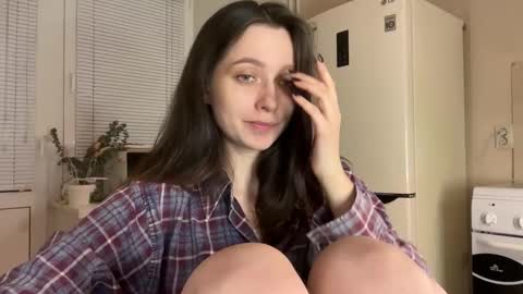 Trisha     online show from 12.15.25