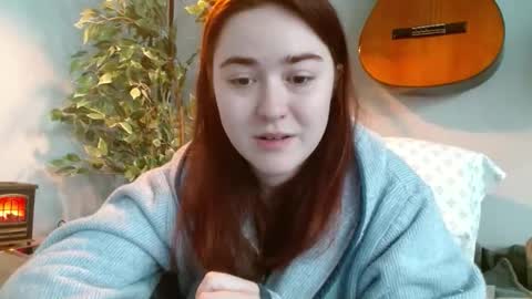 Snapshot of pillogoddess chatting on 11.08.25 PilloGoddess online show from 11.08.25