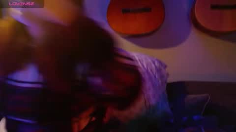 Snapshot of pillogoddess chatting on 12.23.25 PilloGoddess online show from 12.23.25