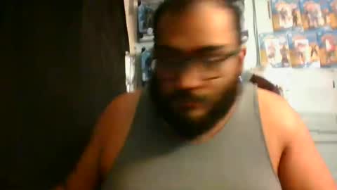 Snapshot of pimpinmoerules chatting on 12.31.24 gordito sexy online show from 12.31.24