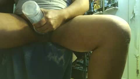 Snapshot of pimpinmoerules chatting on 02.14.25 gordito sexy online show from 02.14.25
