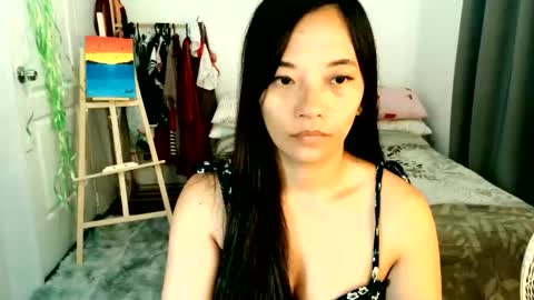 Snapshot of pinay_beauty14 chatting on 05.20.26 pinay beauty14 online show from 05.20.26