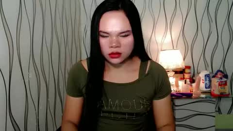 Snapshot of pinay_desires chatting on 01.06.26 Th1nOnlyVans pinay online show from 01.06.26