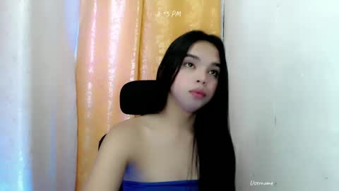 Snapshot of pinay_heart chatting on 01.06.25 heart online show from 01.06.25