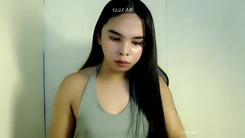 Snapshot of pinay_heart chatting on 10.08.25 heart online show from 10.08.25