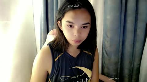 Snapshot of pinay_heart chatting on 04.24.26 heart online show from 04.24.26