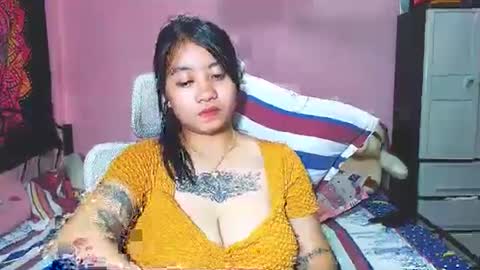 Snapshot of pinay_hotkisses chatting on 01.11.25 rio online show from 01.11.25