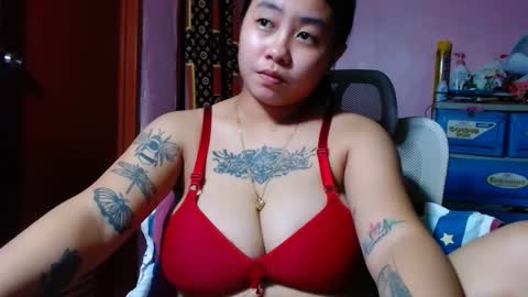 Snapshot of pinay_hotkisses chatting on 02.15.25 rio online show from 02.15.25