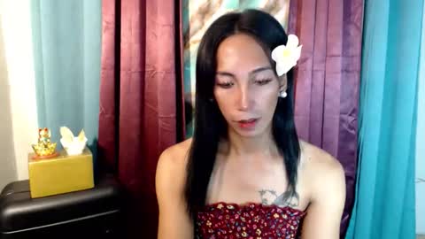 lucyLove online show from 10.24.25
