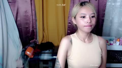 Snapshot of pinay_romancee chatting on 02.06.25 pinay_romancee online show from 02.06.25