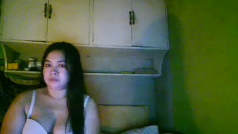 Snapshot of pinaycuddles chatting on 06.26.26 pinaycuddles online show from 06.26.26