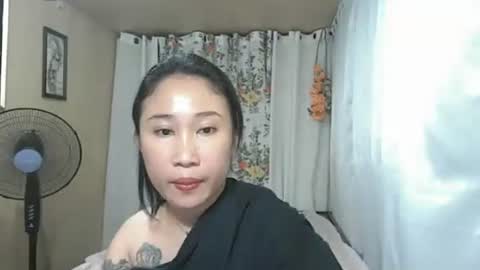 Snapshot of pinayhotty_yumie chatting on 04.30.26 yumie online show from 04.30.26