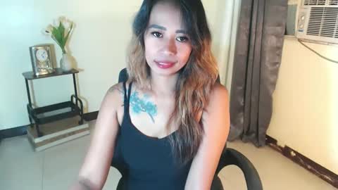 Snapshot of pinaymorena_renelda chatting on 10.14.25 pinaymorena_renelda online show from 10.14.25