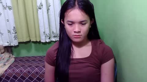 Snapshot of pinaymorena_rhowe chatting on 12.07.24 pinaymorena_rhowe online show from 12.07.24