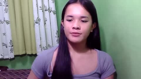 Snapshot of pinaymorena_rhowe chatting on 12.08.24 pinaymorena_rhowe online show from 12.08.24