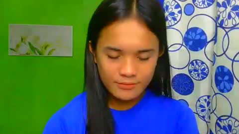 Snapshot of pinaymorena_rhowe chatting on 12.09.24 pinaymorena_rhowe online show from 12.09.24