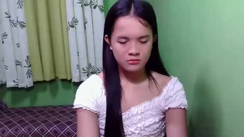 Snapshot of pinaymorena_rhowe chatting on 01.03.25 pinaymorena_rhowe online show from 01.03.25