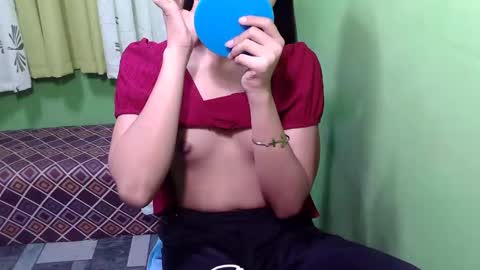 Snapshot of pinaymorena_rhowe chatting on 01.06.25 pinaymorena_rhowe online show from 01.06.25