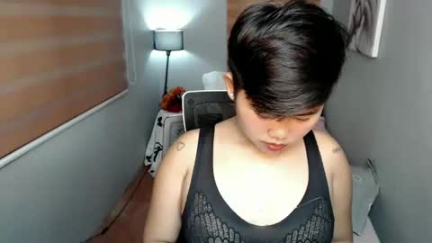 Snapshot of pinayprincesslyn chatting on 01.09.25 Lyn the Lesbian online show from 01.09.25