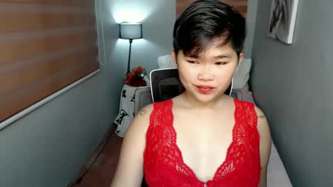 Snapshot of pinayprincesslyn chatting on 01.11.25 Lyn the Lesbian online show from 01.11.25
