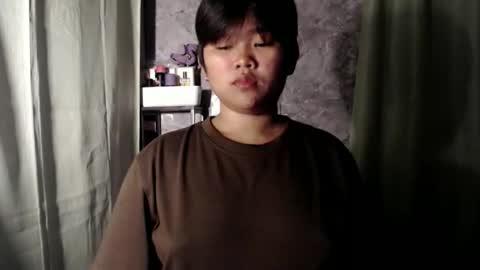 Snapshot of pinayprincesslyn chatting on 05.28.26 Lyn the Lesbian online show from 05.28.26