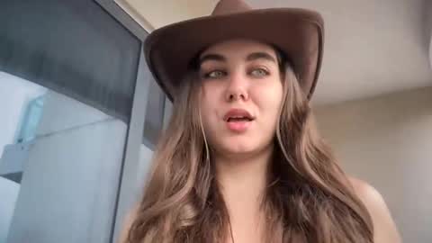 Susie online show from 12.16.25