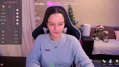 Snapshot of pink__sun chatting on 12.04.24 Stephanie online show from 12.04.24