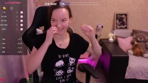 Snapshot of pink__sun chatting on 01.25.25 Stephanie online show from 01.25.25