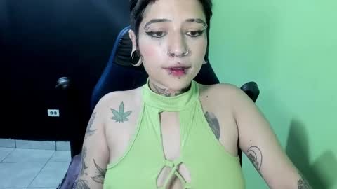 weedcandy ig y twitter xpink dustt online show from 12.04.24