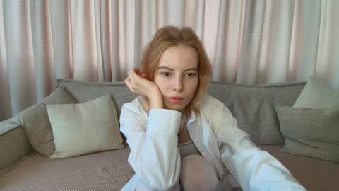 pink_lila18 online show from 03.10.26