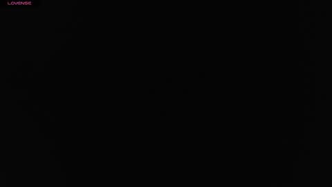 pink_love_25 online show from 10.20.25