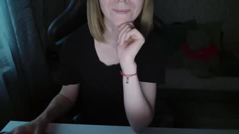 Snapshot of pink_martinis chatting on 09.21.25 Pink MartinIS online show from 09.21.25