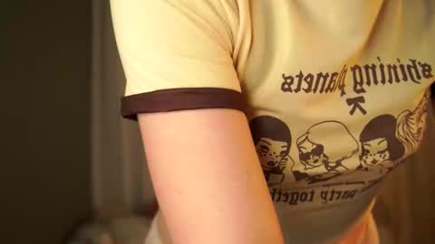 Snapshot of pinkestmango chatting on 10.14.25 Tgirl Sophie online show from 10.14.25