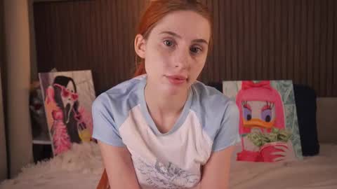 Snapshot of pinkestmango chatting on 01.18.26 Tgirl Sophie online show from 01.18.26