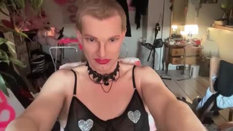 Snapshot of pinkfag chatting on 01.07.26 pinkfag online show from 01.07.26