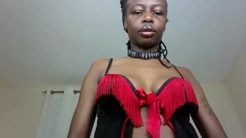 Snapshot of pinkie_ponny chatting on 03.05.25 Pinkie online show from 03.05.25