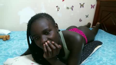 pinky online show from 11.28.25