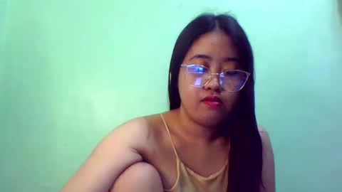 Hi  its me shine  online show from 02.28.25