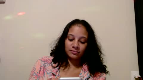 Snapshot of pinkmonae chatting on 12.12.24 pinksugar online show from 12.12.24