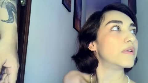 Snapshot of pinkpigss chatting on 12.02.25 Lali Milo online show from 12.02.25